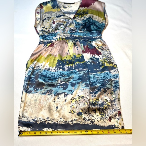 Akiko Silk Pockets Midi Empire Waist Dress - Picture 10 of 14